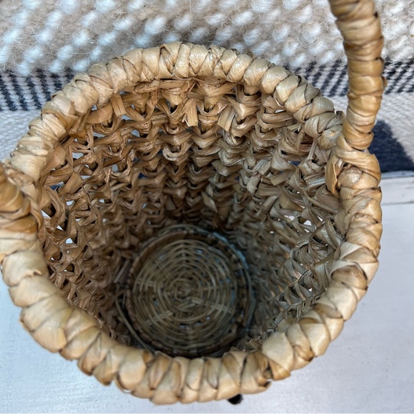 Rattan Hanging Basket - Picture 5 of 15